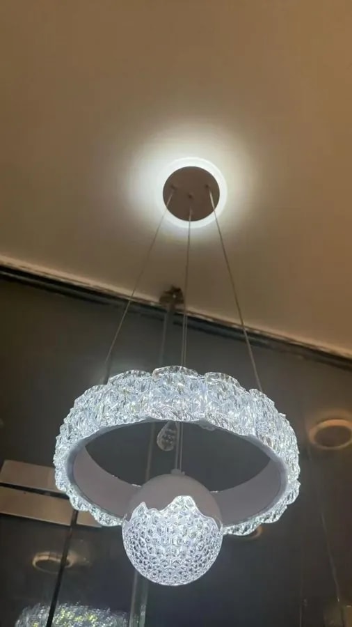 Lámpara Colgante LED Aro Efecto Cristal con Esfera Blanco 30 cm